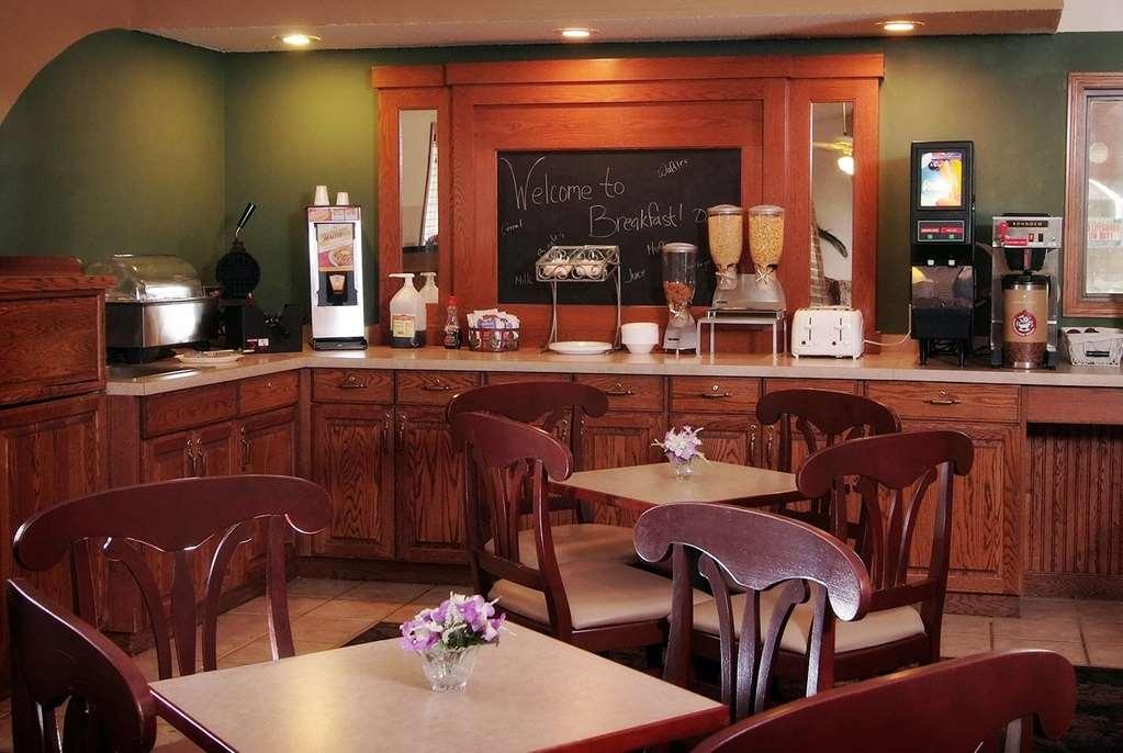 Quality Inn Atchison エクステリア 写真