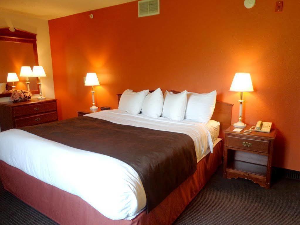 Quality Inn Atchison エクステリア 写真